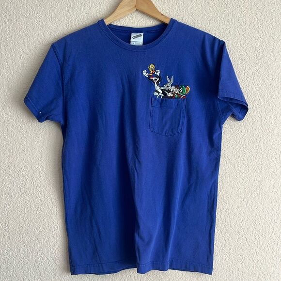 VINTAGE Navy Pocket Tee with LOONEY TOONS Medium Embroidered - Picture 1 of 4